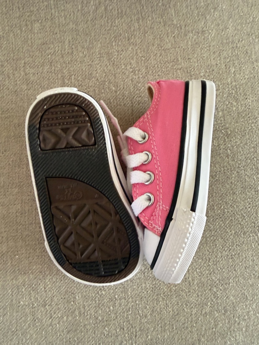 NWT Converse Baby/Toddler Pink Size 4πΈπ - Picture 3 of 4